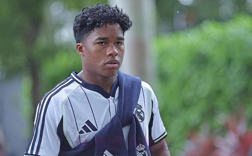 阿斯:恩德里克会评估自己的出场时间 考虑是否外租